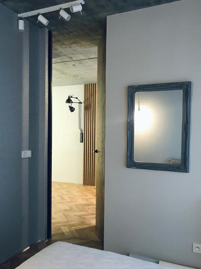 Апартаменты Loftowe M Apartament Poleska Ченстохова Экстерьер фото