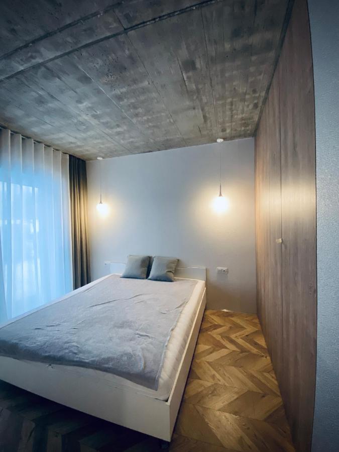 Апартаменты Loftowe M Apartament Poleska Ченстохова Экстерьер фото