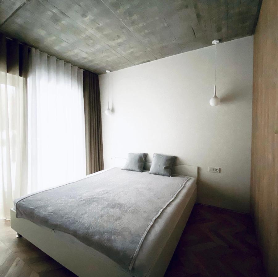 Апартаменты Loftowe M Apartament Poleska Ченстохова Экстерьер фото