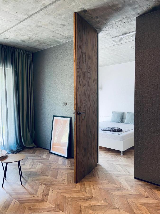 Апартаменты Loftowe M Apartament Poleska Ченстохова Экстерьер фото