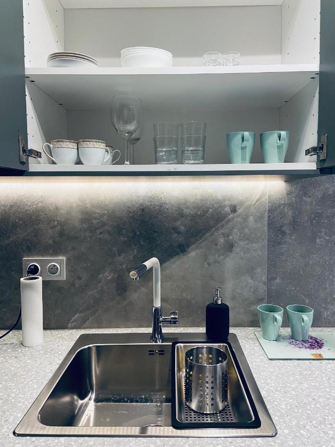 Апартаменты Loftowe M Apartament Poleska Ченстохова Экстерьер фото